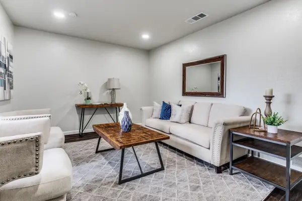 4013 Burkett Drive, Benbrook, TX 76116