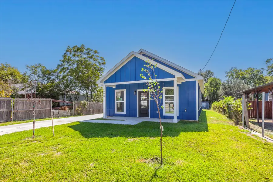 2608 Cleveland Avenue, Waco, TX 76711 - #3