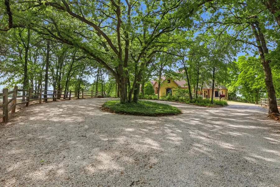 8000 Rhoads Road, Aubrey, TX 76227 - #3