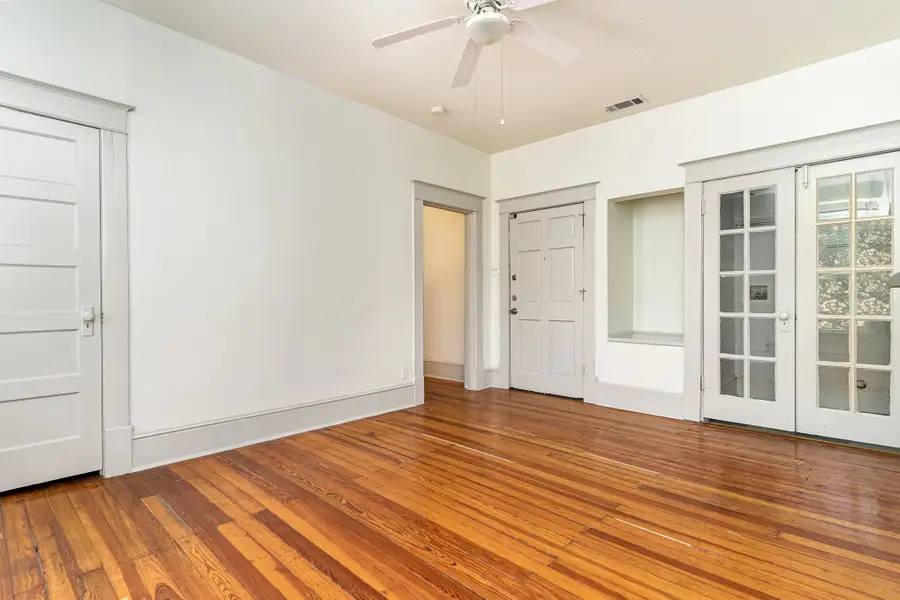 1230 Kings Highway, Dallas, TX 75208 - #3