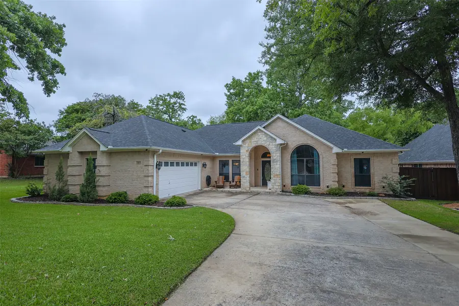 1805 Spinnaker Lane, Azle, TX 76020 - #2