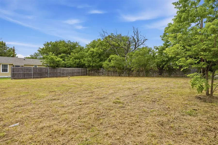 719 N Border Street, Cleburne, TX 76031 - #3