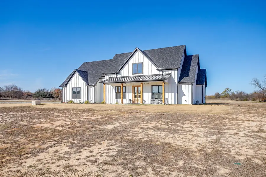 8140 Lavender Road, Springtown, TX 76082 - #2