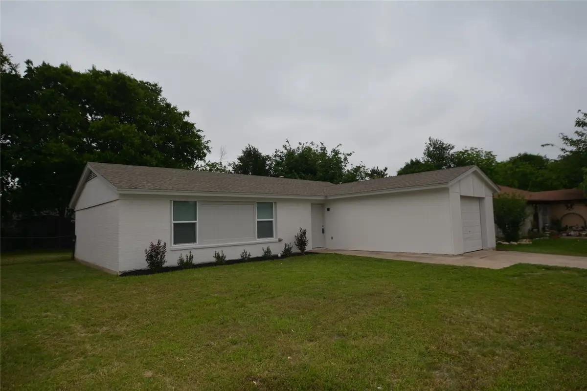 3829 Arnold Drive, Fort Worth, TX 76140 - #1