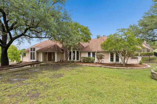 4 Eastshore Road, Heath, TX 75032