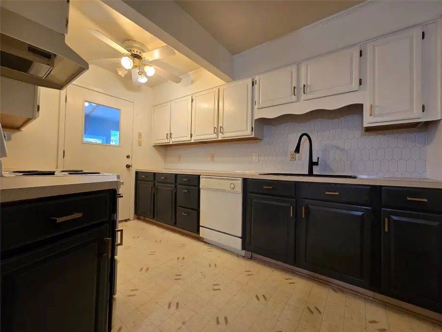2926 S 23rd Street, Abilene, TX 79605 - #3