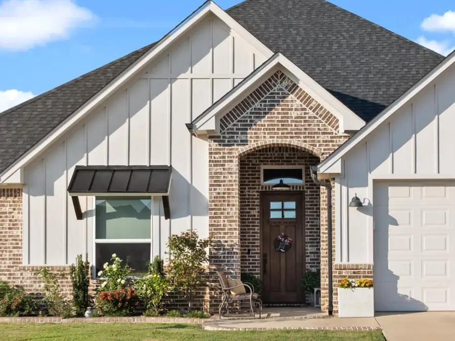 2834 Guinn Farms, Tyler, TX 75707 - #2