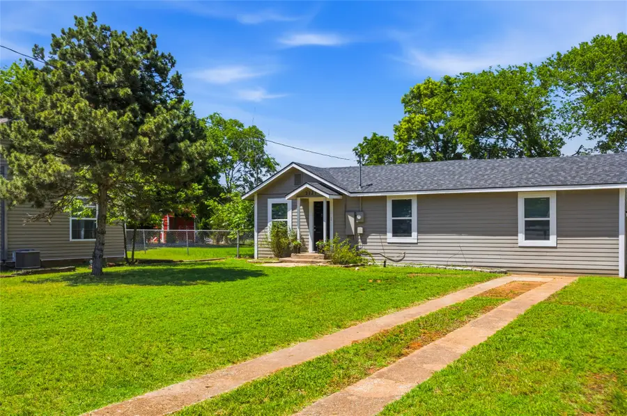 2121 W Bond Street, Denison, TX 75020 - #2