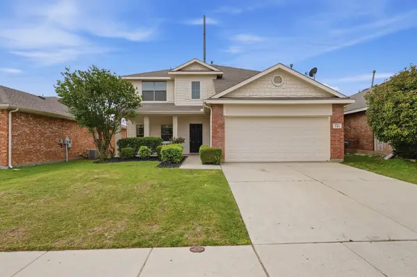 741 Kentucky Derby Lane, Fort Worth, TX 76179