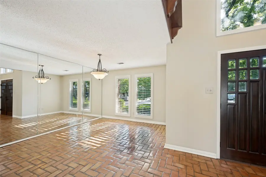 804 Firewheel Trail, Fort Worth, TX 76112 - #3