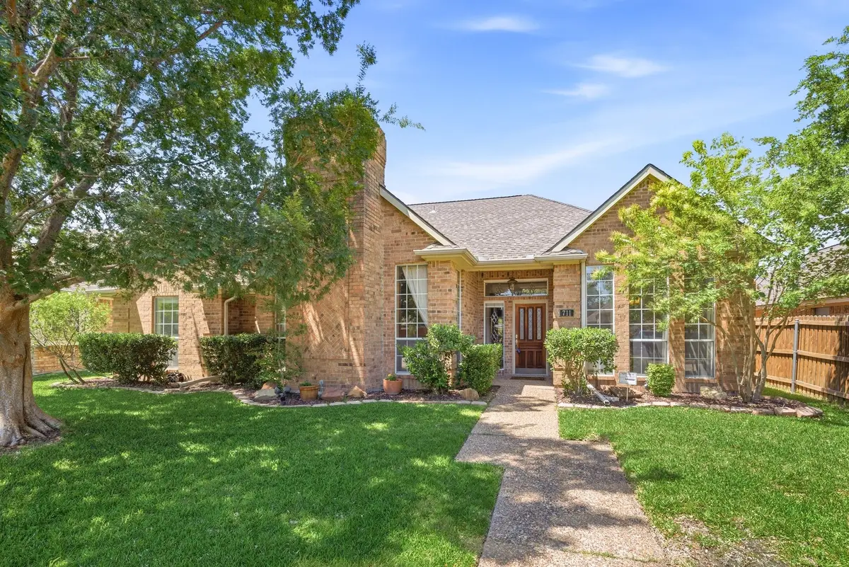 711 Sundance Trail, Irving, TX 75063 - #1