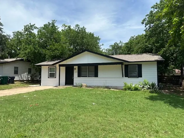 609 Juno Lane, Denton, TX 76209 - #2
