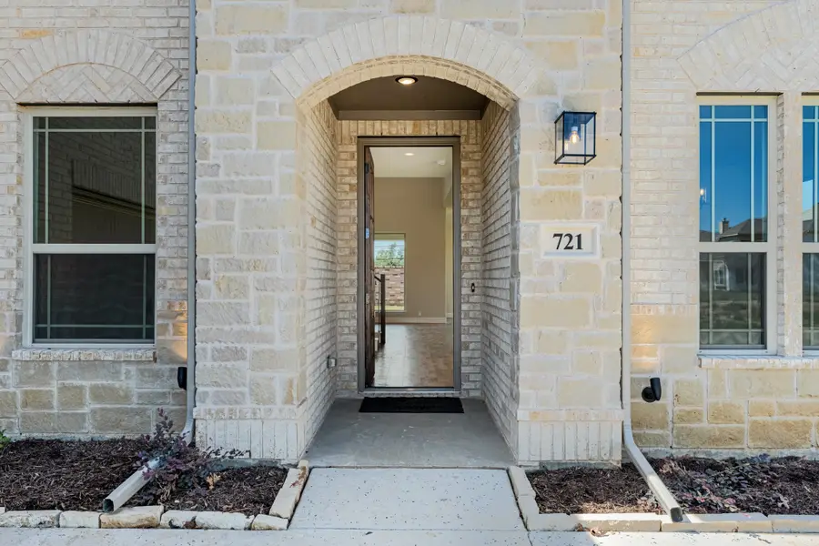 721 Seahawk Street, Joshua, TX 76058 - #3