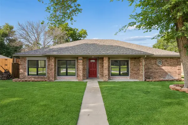 913 Filmore Drive, Plano, TX 75025