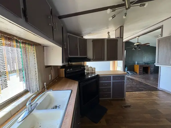 2213 Pedernales Court, Granbury, TX 76048