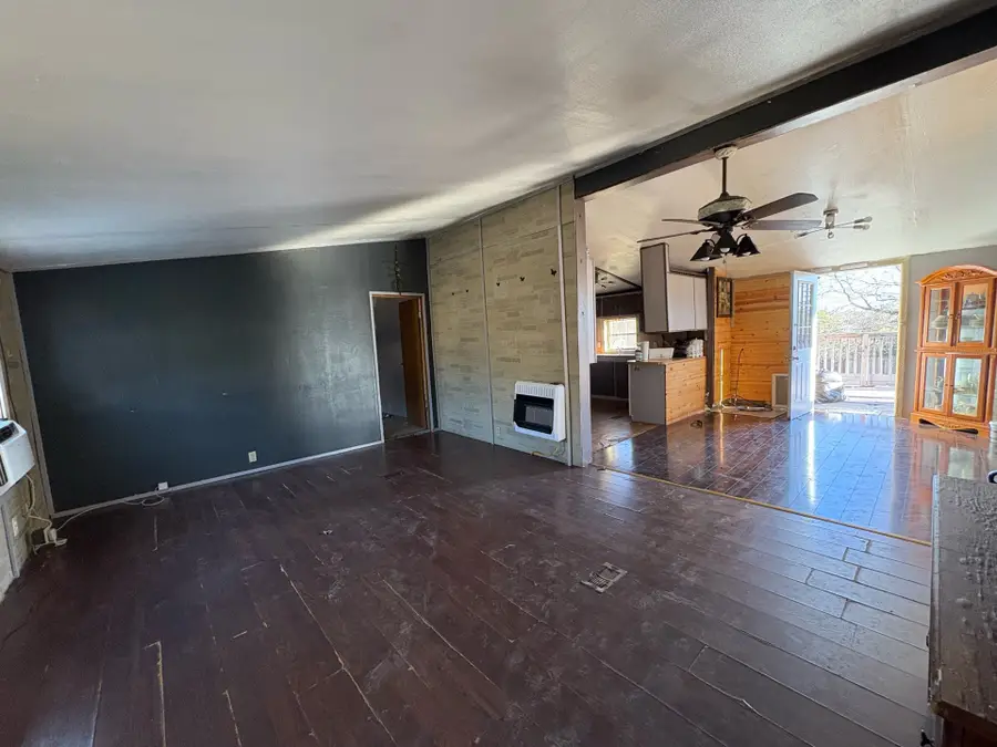 2213 Pedernales Court, Granbury, TX 76048 - #3
