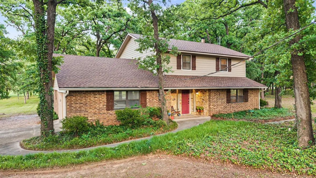 380 County Road 123, Gainesville, TX 76240 - #1