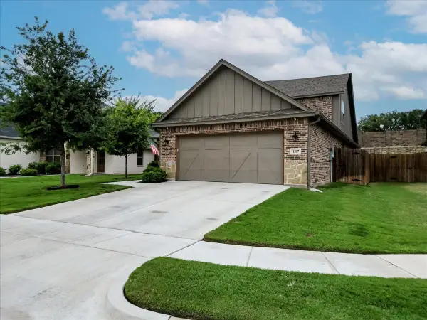 1317 Thistle Hill Trail, Weatherford, TX 76087