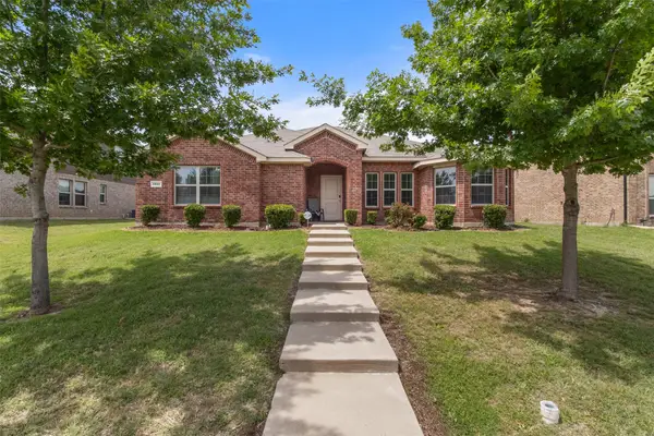1517 Kentucky Avenue, Lancaster, TX 75134