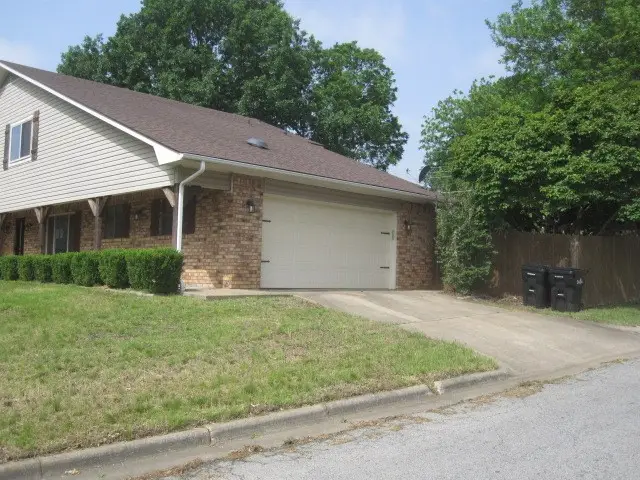 2801 Pyramid Circle, Denison, TX 75020 - #3