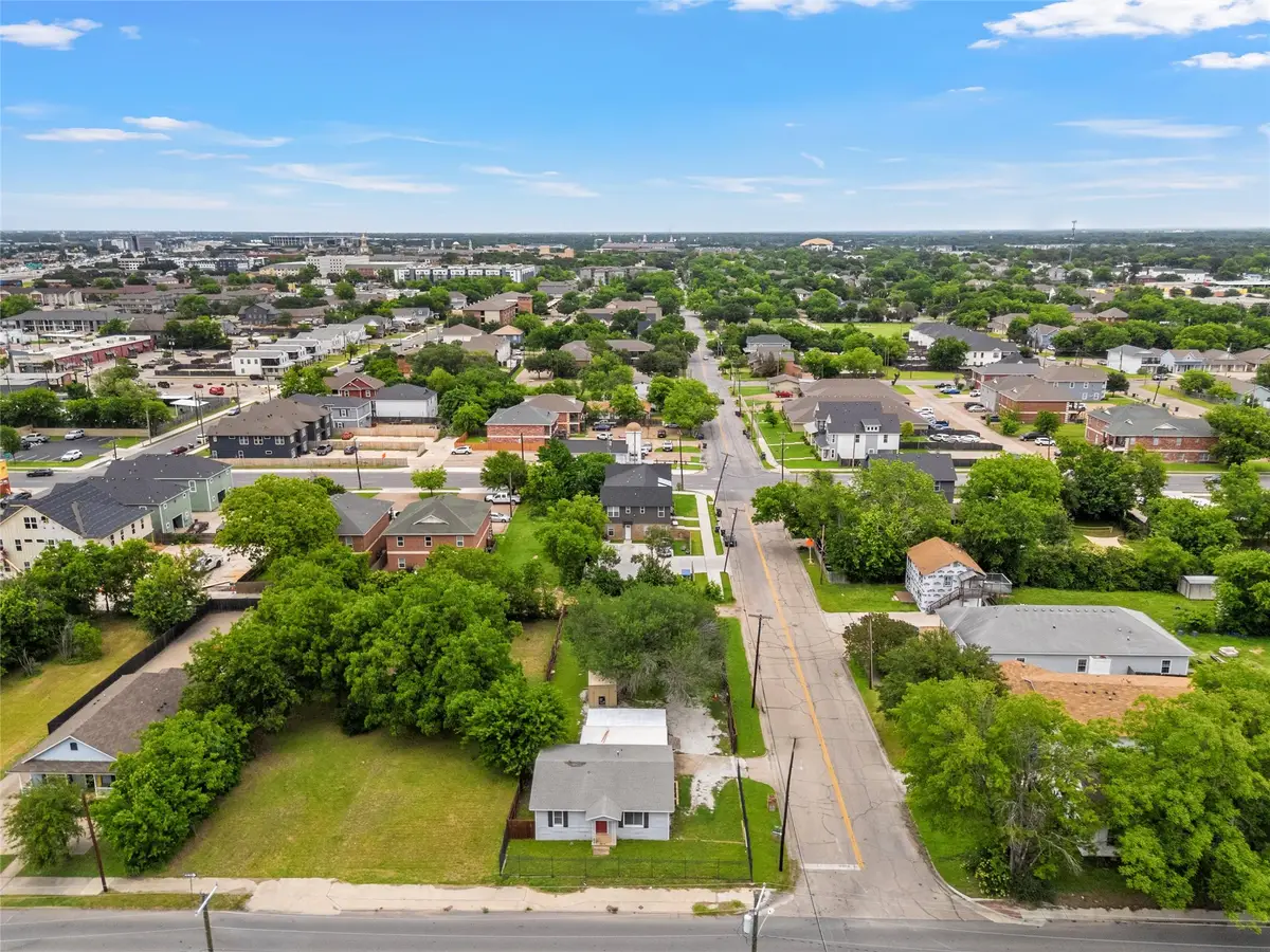 1724 S 18th Street, Waco, TX 76706 - #1