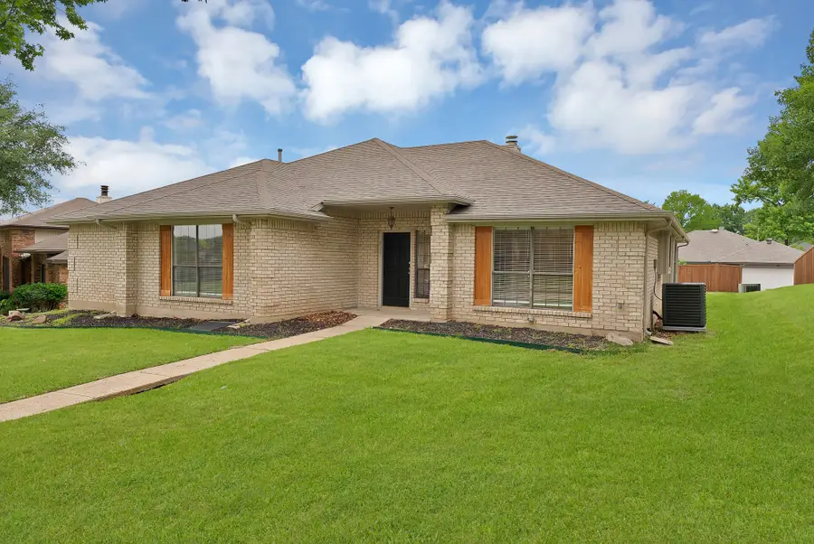 925 Creekview Drive, Mesquite, TX 75181 - #2