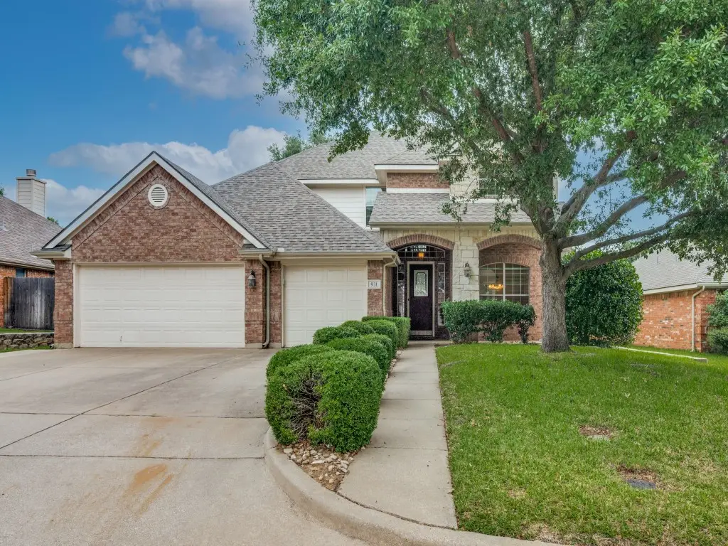 931 Park Forest Drive, Hurst, TX 76053 - #1