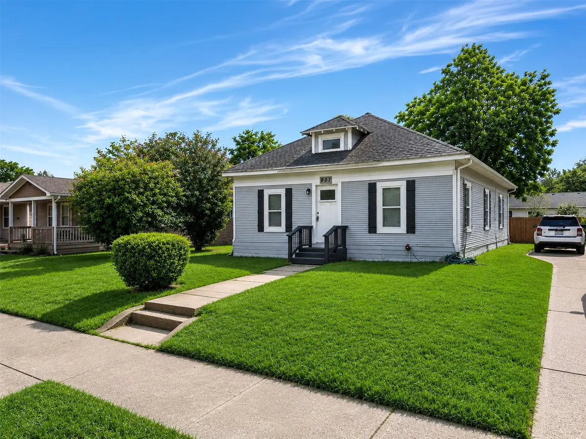 403 S Willomet Avenue, Dallas, TX 75208 - #1