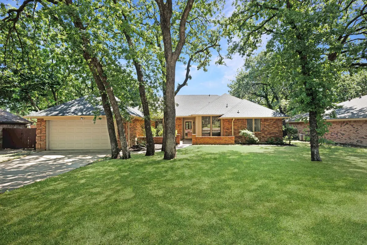 2015 Tanglewood Drive, Grapevine, TX 76051 - #1
