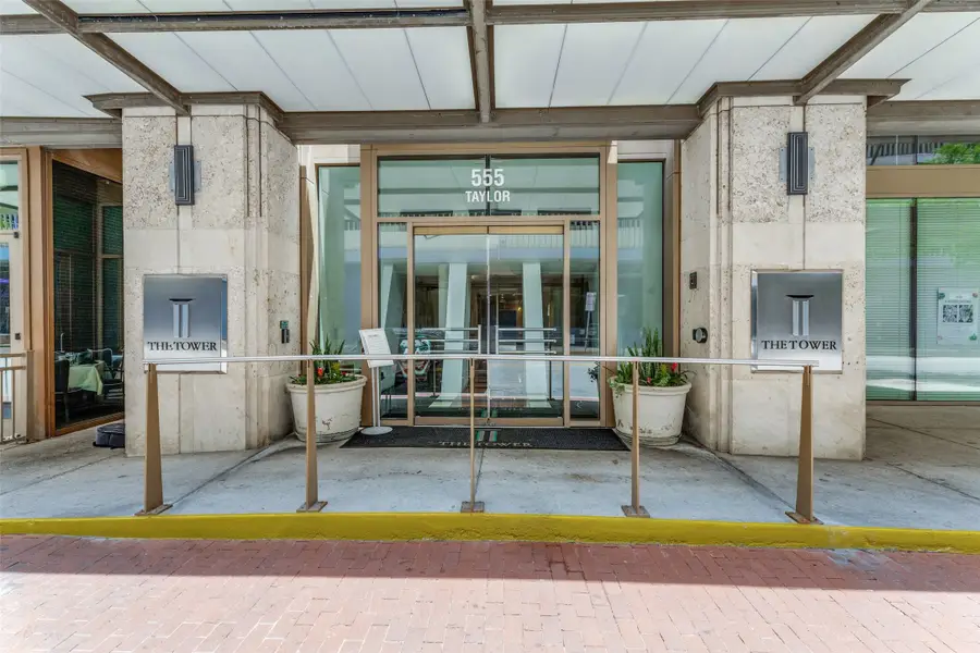 500 Throckmorton Street #806, Fort Worth, TX 76102 - #2