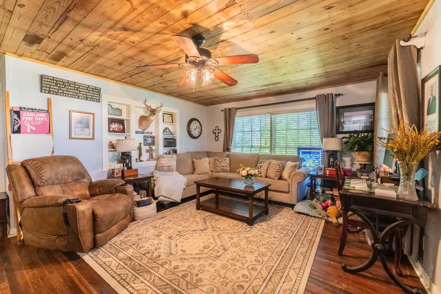 502 Davis Street S, Sulphur Springs, TX 75482 - #2