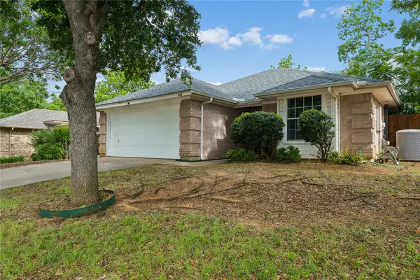 428 Caviness Drive, Grapevine, TX 76051