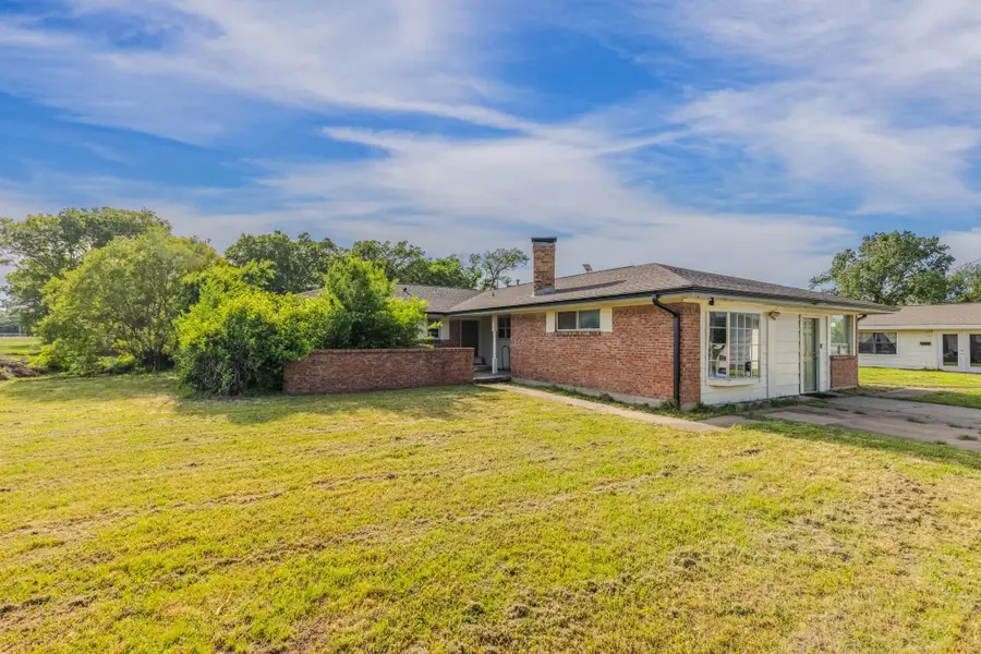 11800 Hallmark Street, Greenville, TX 75402 - #3