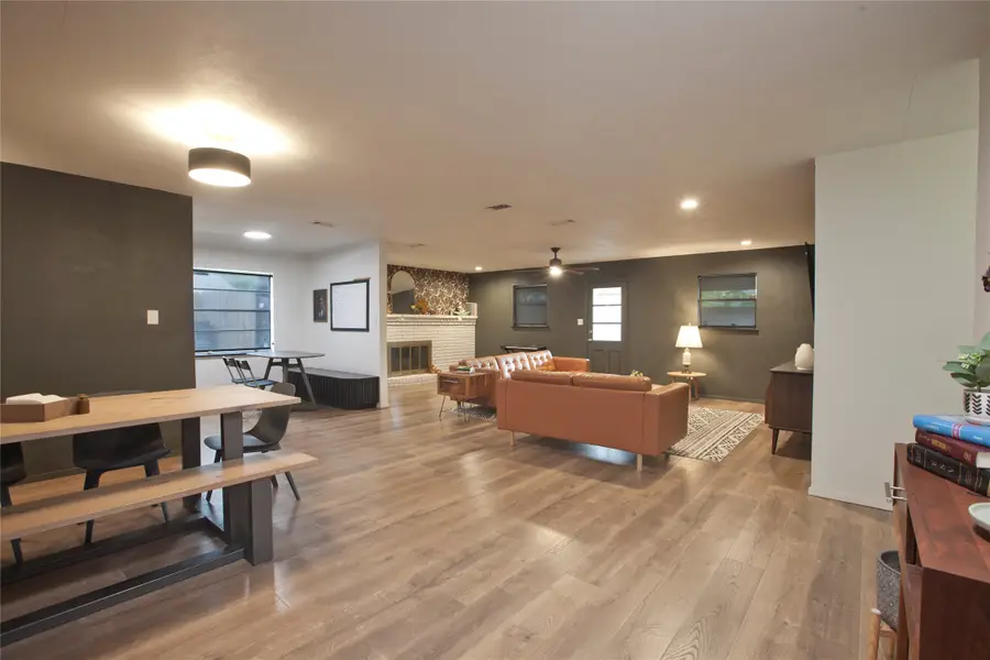 3905 Sundown Drive, Benbrook, TX 76116 - #3