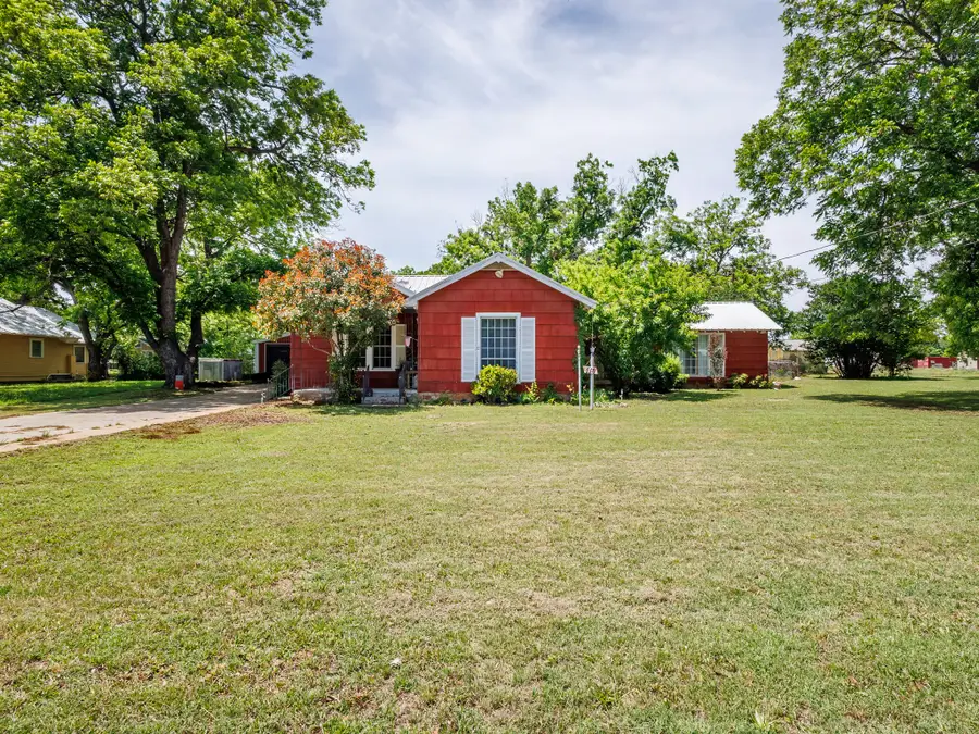 510 S Main Street, Rising Star, TX 76471 - #3