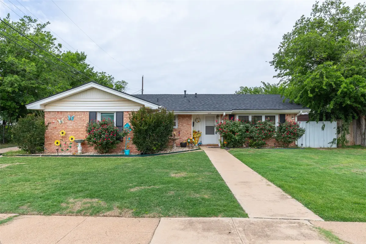 634 Lillius Street, Abilene, TX 79603 - #1