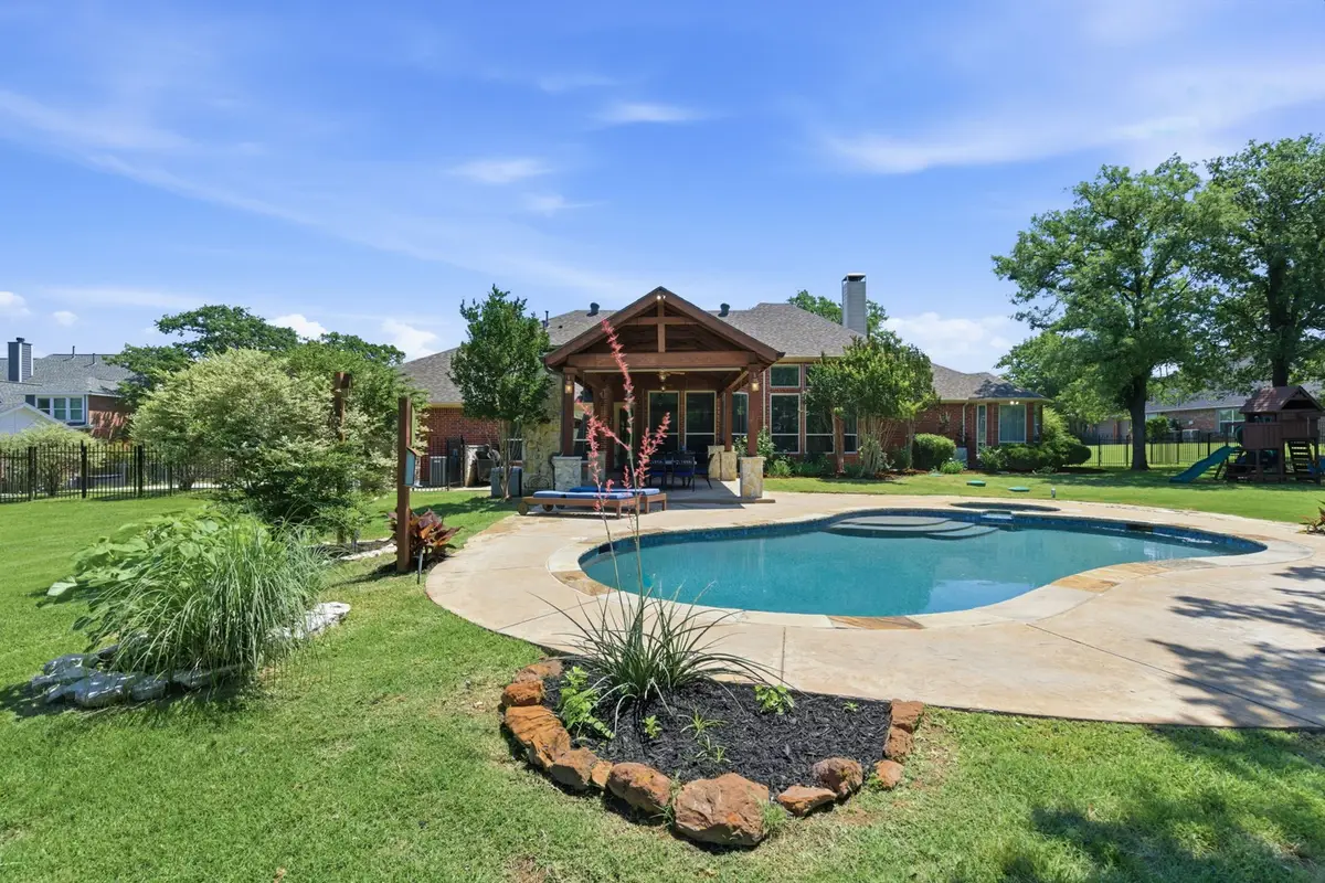 122 W Carruth Lane, Double Oak, TX 75077 - #1