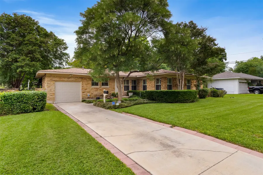 9823 Limerick Drive, Dallas, TX 75218 - #2