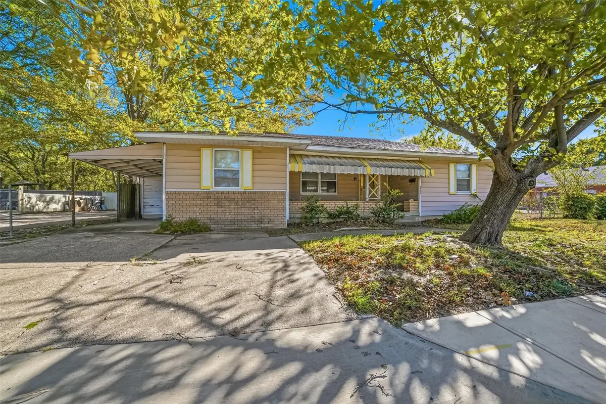 2926 N Prairie Creek Road, Dallas, TX 75227 - #1
