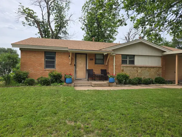 8813 Myra Street, White Settlement, TX 76108