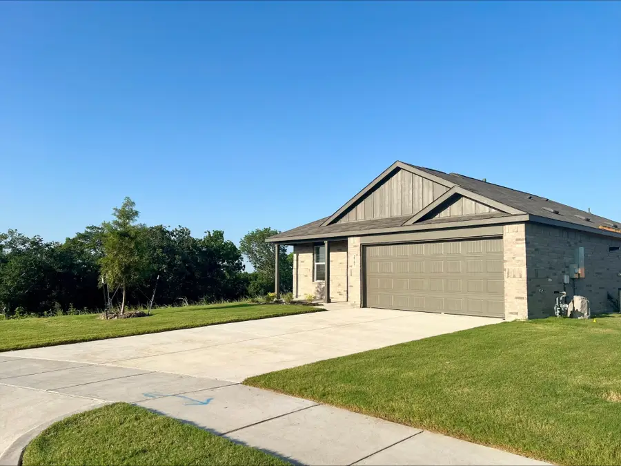 2701 Johnson Drive, Sherman, TX 75092 - #3