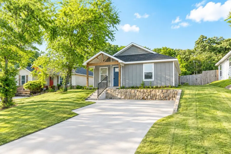 422 E Shepherd Street, Denison, TX 75021 - #2