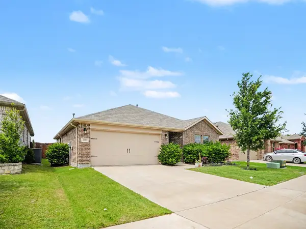 2205 Kingfisher Street, Crandall, TX 75114