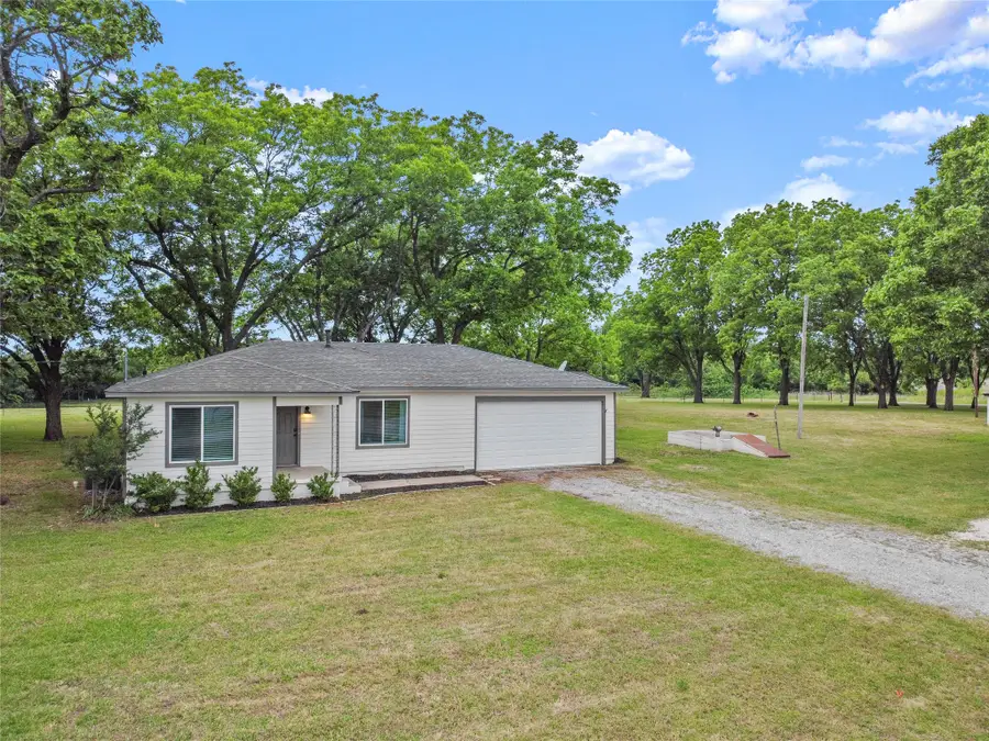 341 Reast Road, Whitesboro, TX 76273 - #3
