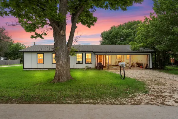 209 N Goddard Street, Mart, TX 76664