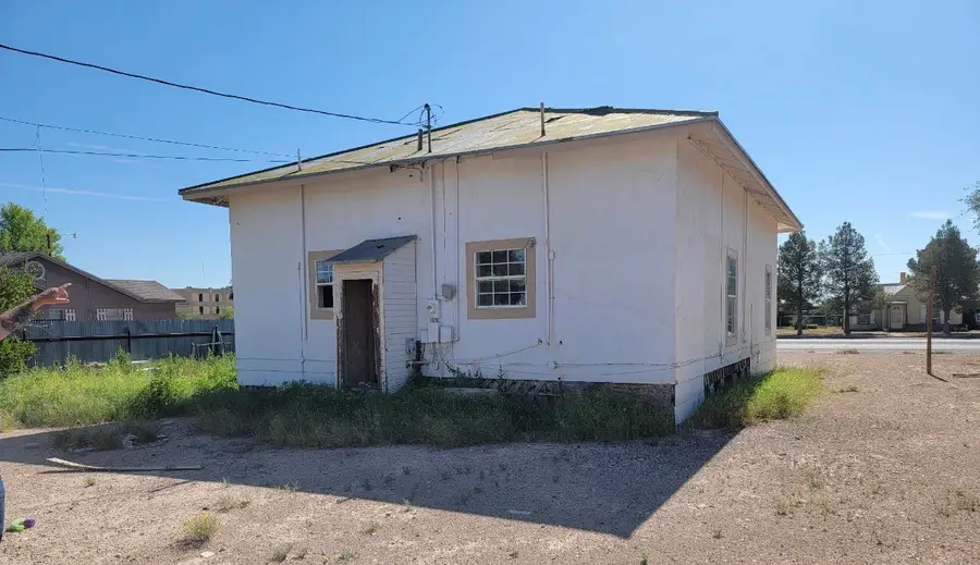 104 S Colpitts Boulevard, Fort Stockton, TX 79735 - #2