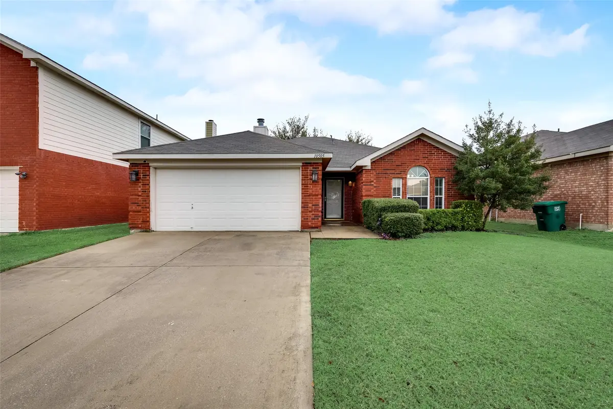 10505 Braewood Drive, Fort Worth, TX 76131 - #1