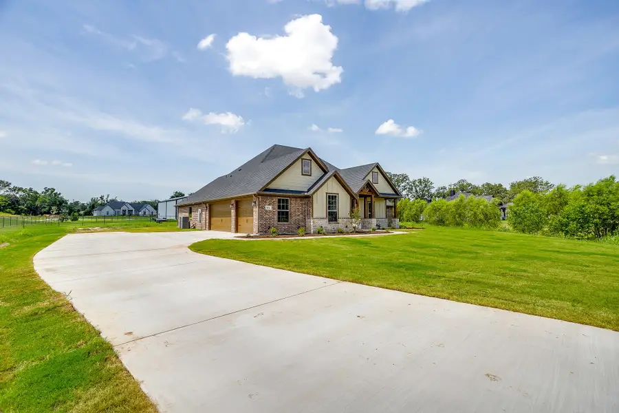 612 Winkler Way, Springtown, TX 76082 - #2