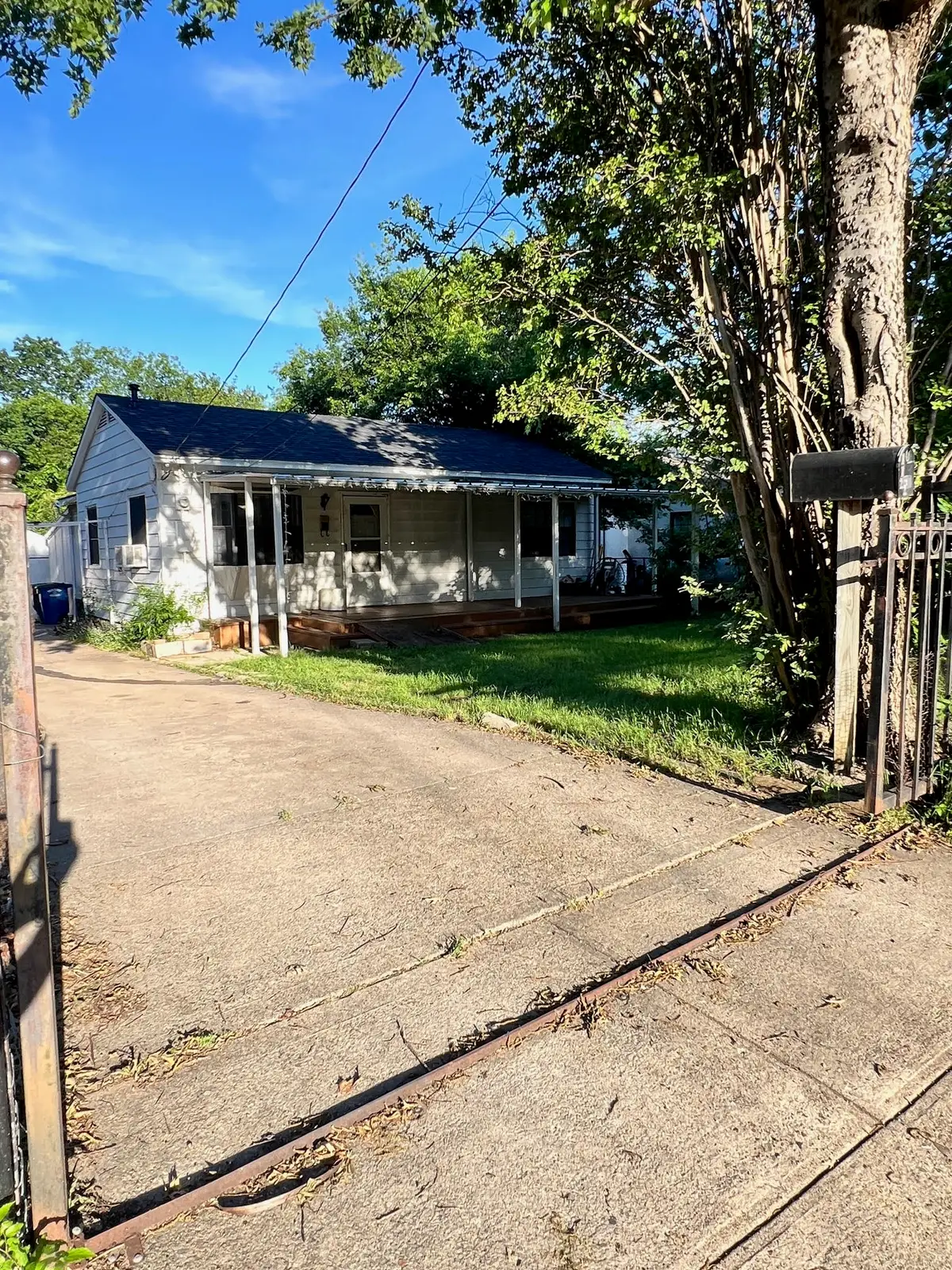 1122 Mclean Avenue, Dallas, TX 75211 - #1