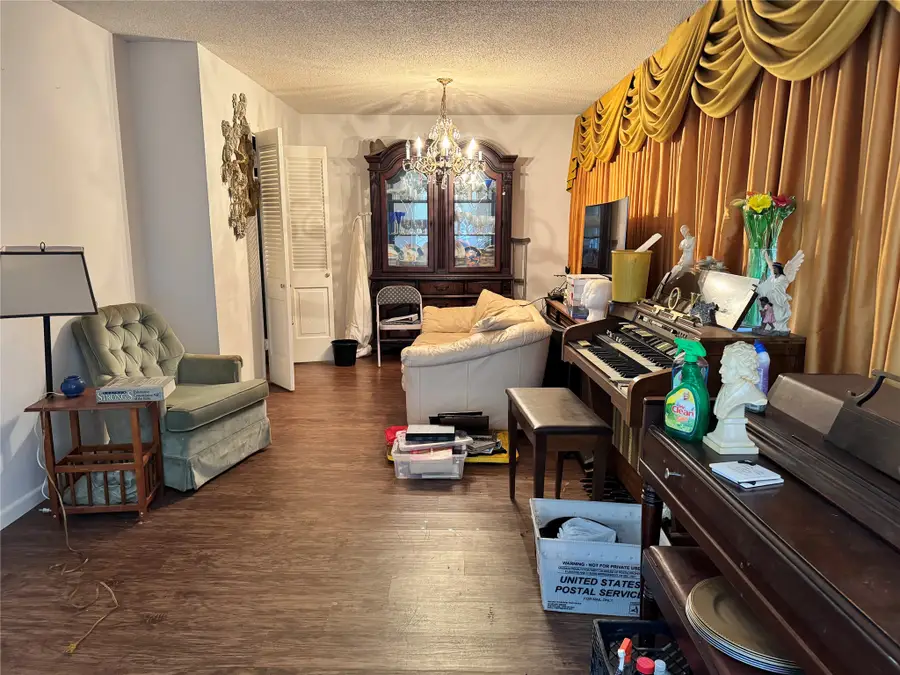 4115 Shoreline Drive, Dallas, TX 75233 - #2